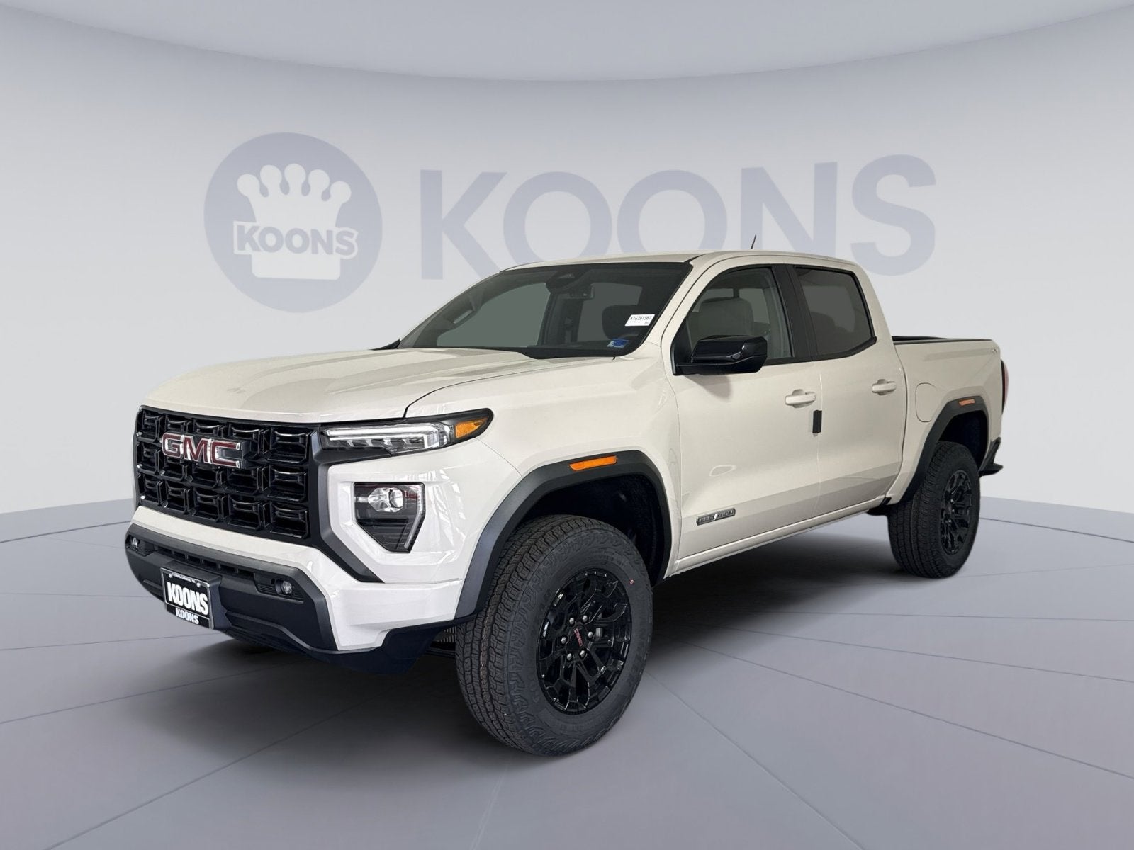 2026 GMC Canyon Elevation in Coastal Dune — front three-quarter view