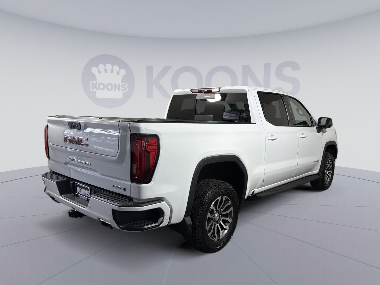 2021 GMC Sierra 1500 — detail view